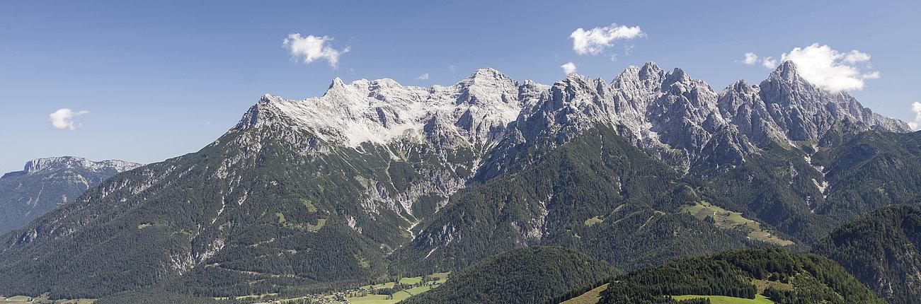 Berglandschaft im Sommer